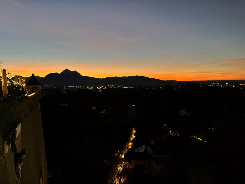 23-12-17 17-00-58 8147